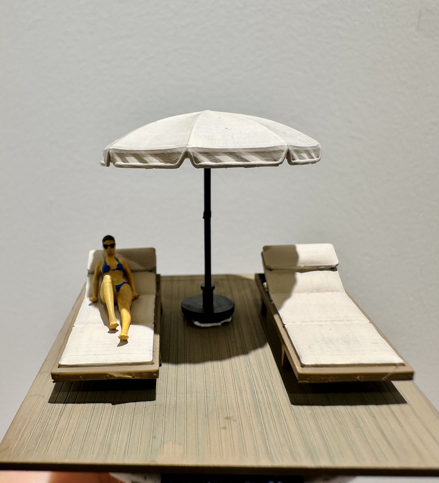 Diorama 1/64 Sun Bathing Micro - Tech Table Accessories 评论和价格