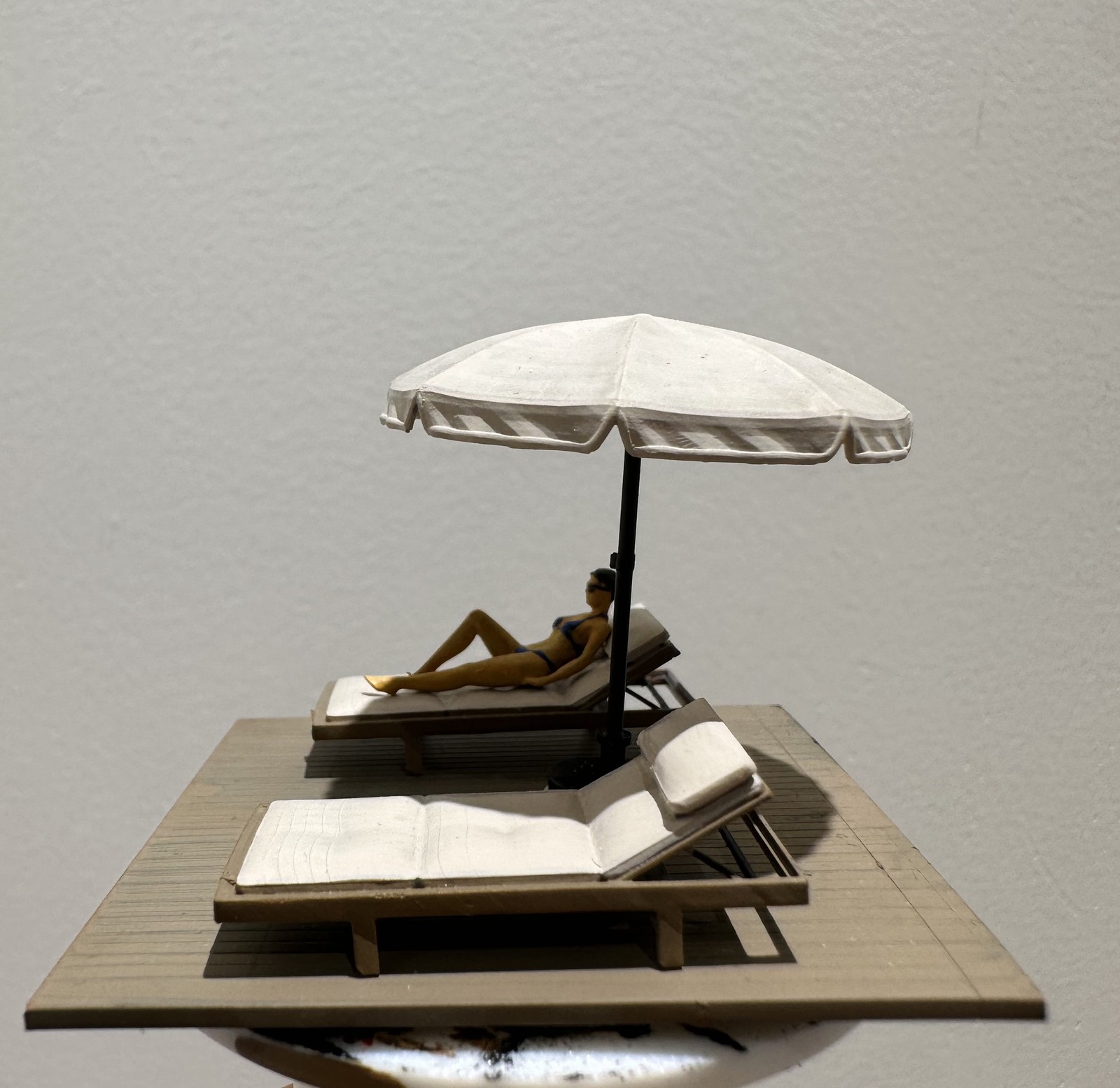 Diorama 1/64 Sun Bathing Micro - Tech Table Accessories 评论和价格