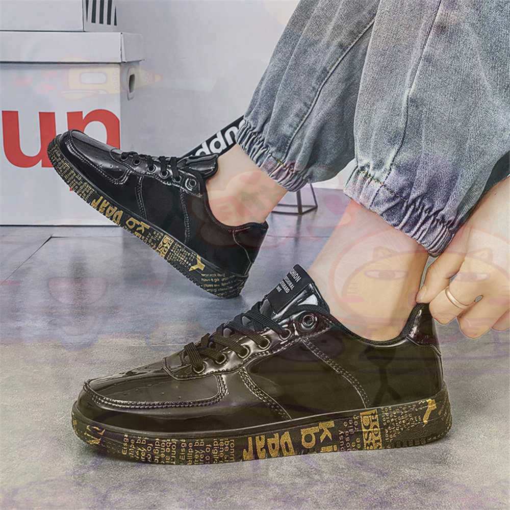 Round Foot Size 45 Sneakers Wh - Tech Girl Accessories 评论和价格